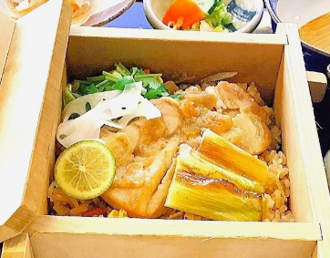 鶏おこわ