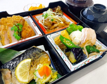 松花堂弁当