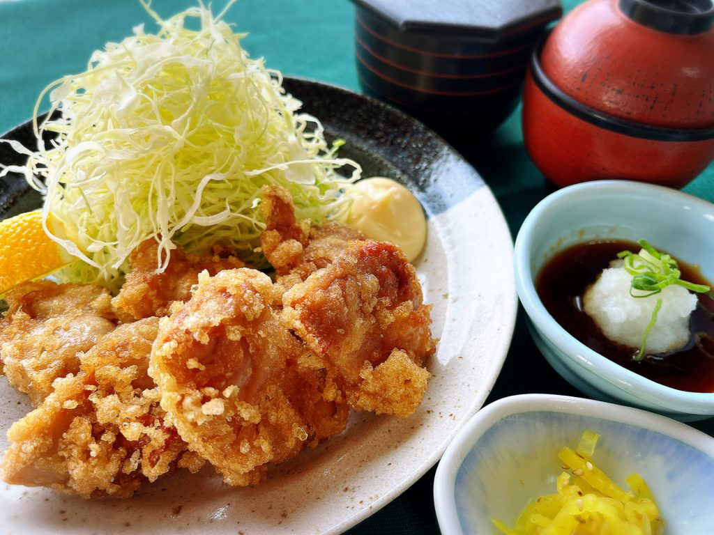 若鶏のからあげ
