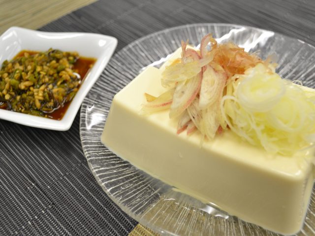 冷奴（青南蛮の醤油漬け）