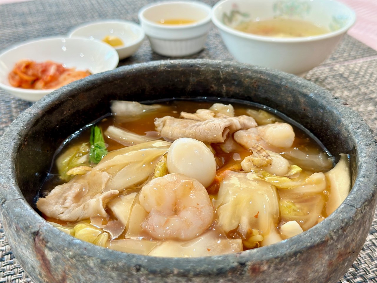 石焼海鮮あんかけ焼きそば