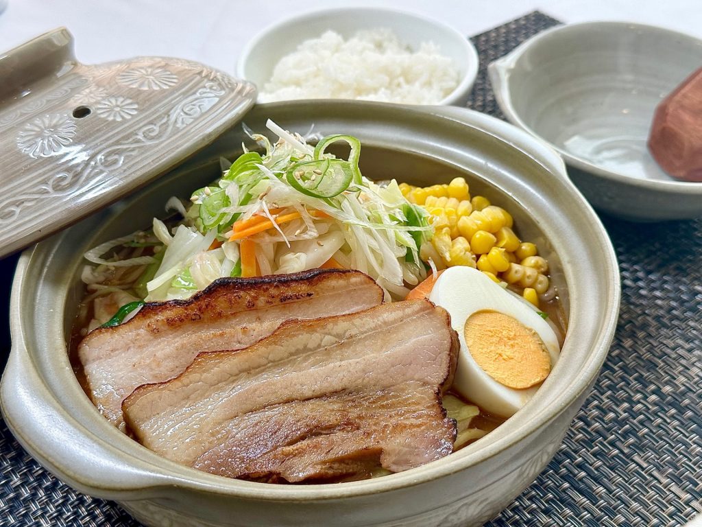 鍋焼き味噌ラーメン