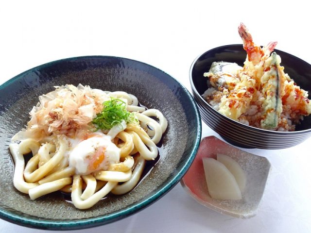 伊勢うどんとエビ天丼