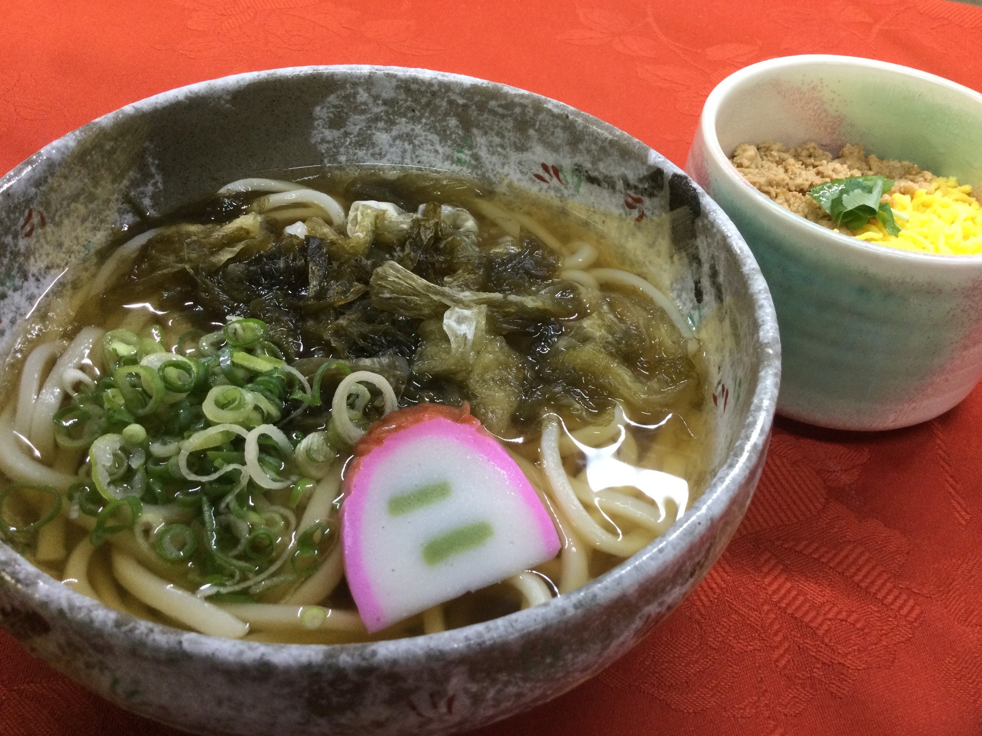 おぼろ昆布うどん＆二色丼