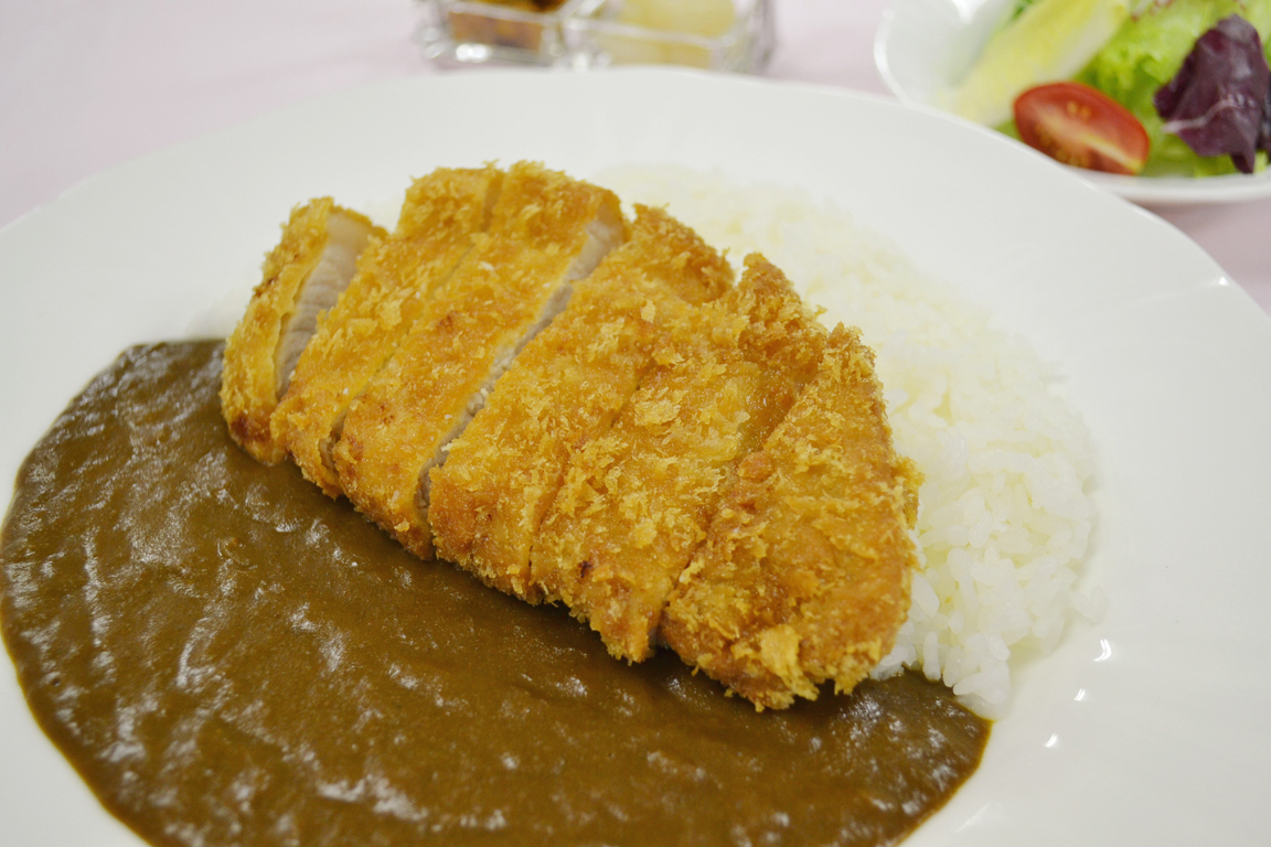 四元豚のロースカツカレー