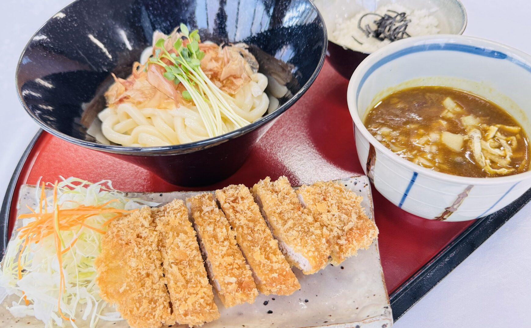 カツカレーつけうどん