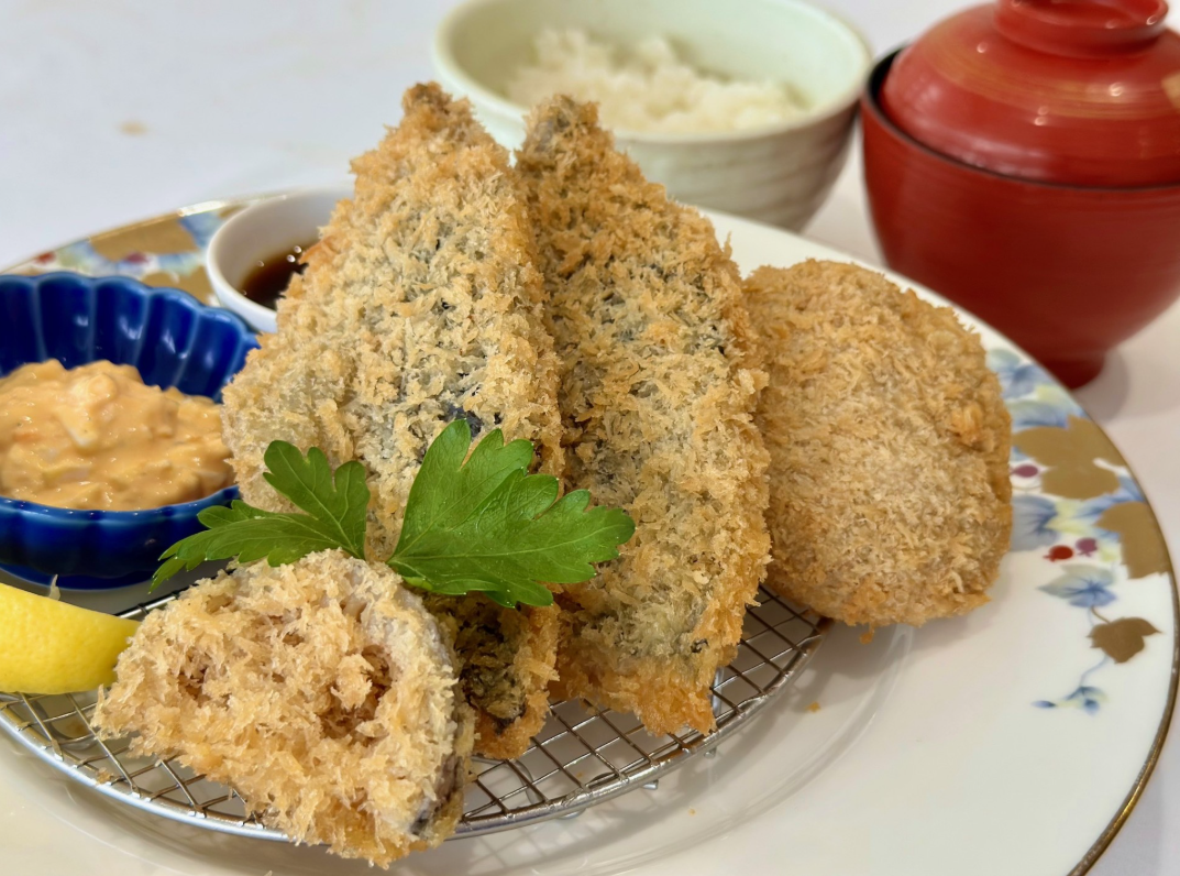 鯵、メンチ、蓮根のフライ～タルタルソース添え～