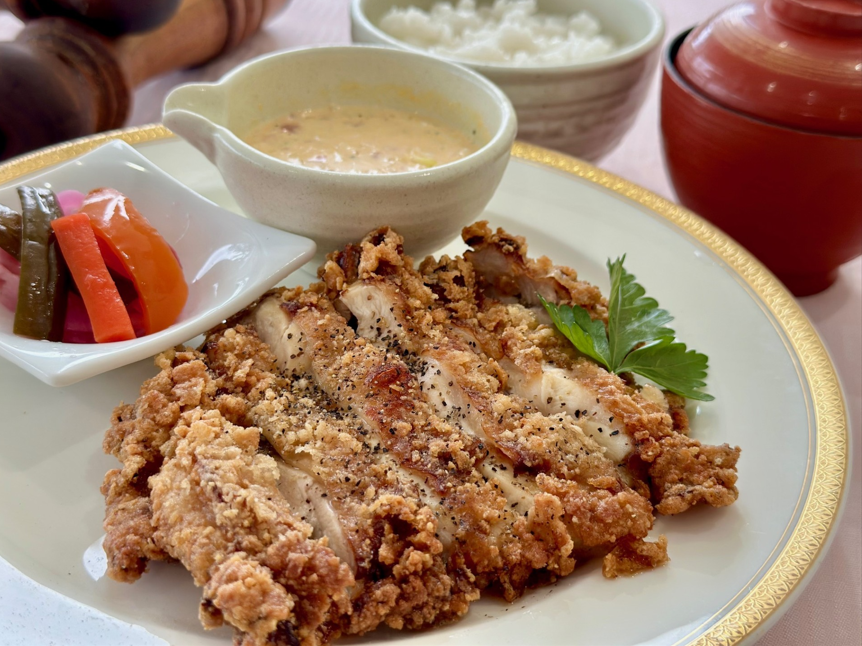 スパイシーチキン特製タルタルソース添え