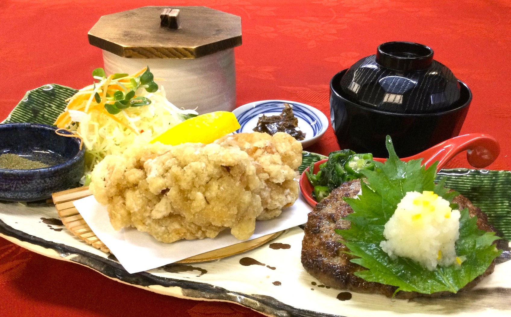 和風ハンバーグ＆若鶏の唐揚げ定食
