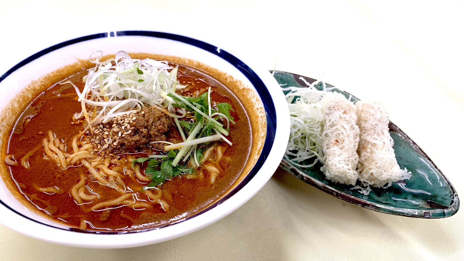 担々麺