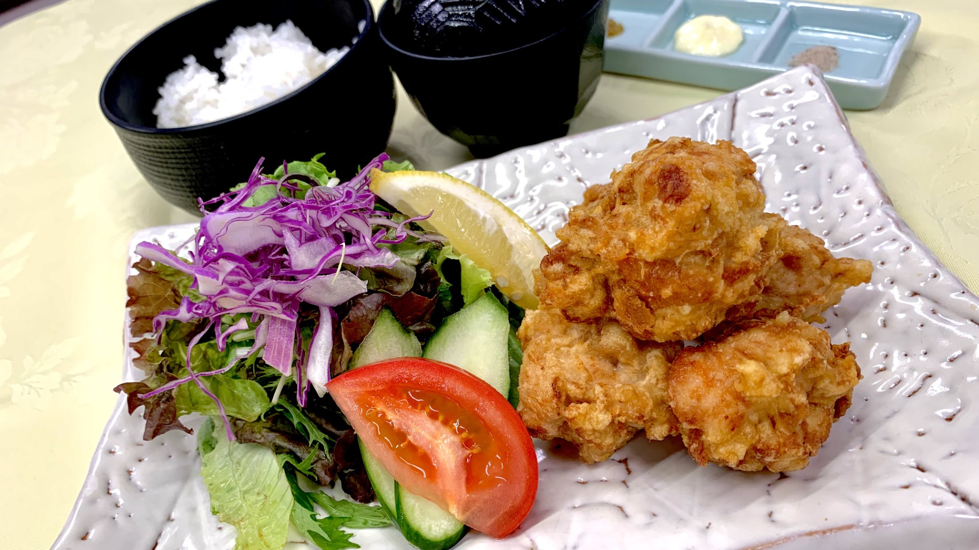 唐揚げ定食