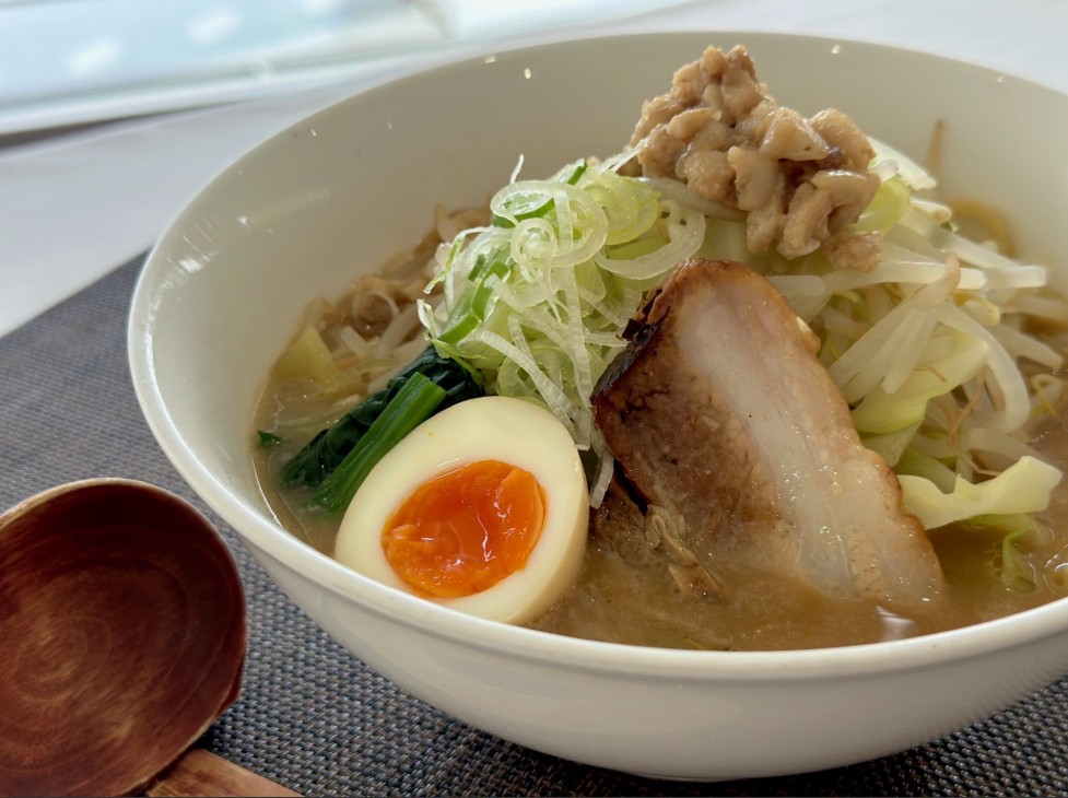 豚骨醤油ラーメン