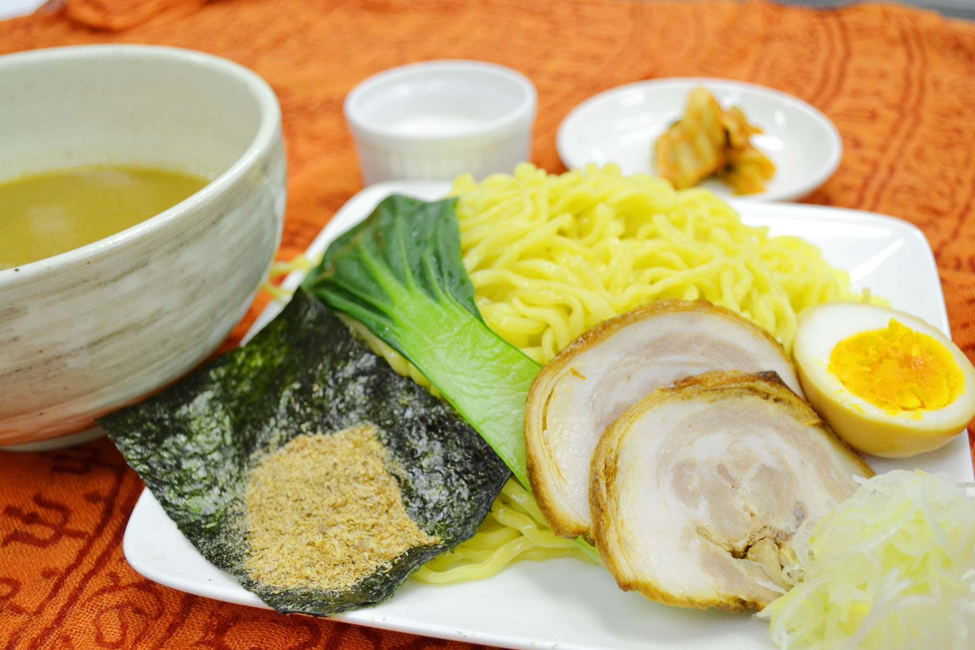 魚介濃厚しょうゆのつけ麺