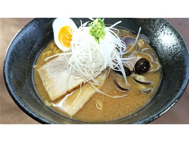 <center>北海道網走産しじみラーメン</center>