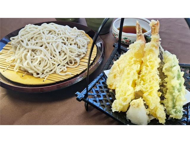 <center>天セイロ</center>