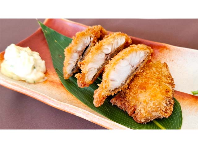 <center>ホッケのフライ</center>