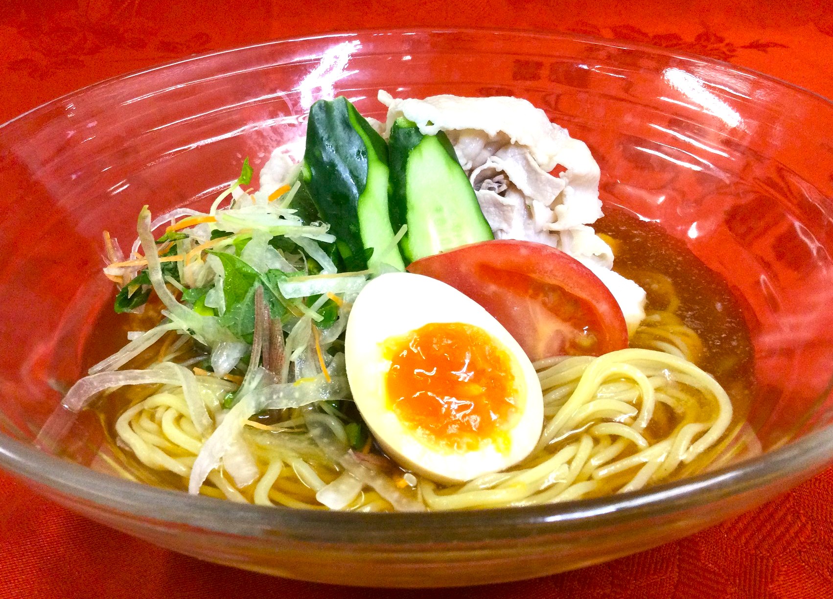 冷しラーメン 豚しゃぶサラダ仕立て